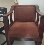 Vendo mueble antiguo de caoba y tapizado en 50 USD cada uno (2) - Img 50430682