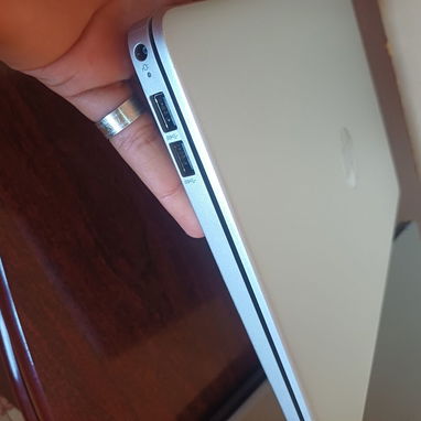 Venta Laptop HP Pavilion - 2/4