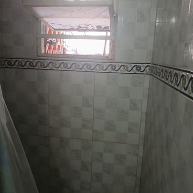 Casa en altos con todo adentro Municipio Regla (Reparto Modelo) - Img 123264884
