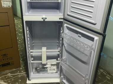 Refrigerador Gippon americano. Refrigerador, freezer, nevera - Img main-image