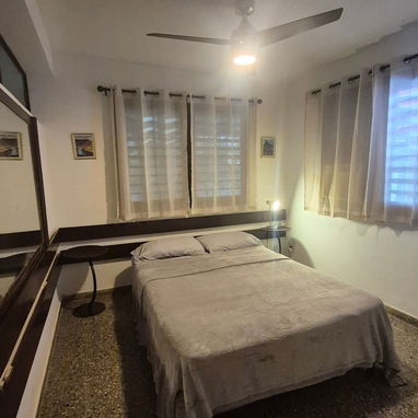 Renta de casa en Guanabo - 4/8