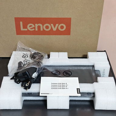 🔅 LENOVO  Lenovo V15 G4 IRU !  °NUEVA EN CAJA,, 0KLM! GENERACIÓN 13TH°  ✅️ INTEL ® CORE i7 1355U de 10 NUCLEOS Y 12 HIL - Img 123193854