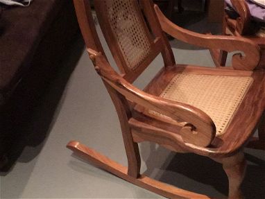 Dos sillones  de madera dura - Img main-image-45845526