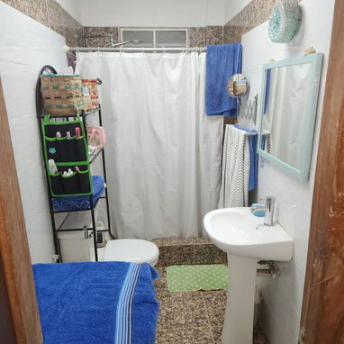 Se vende casa cerca del Mónaco 2/4 1baño - 6/7