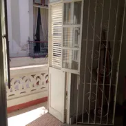 Venta Apartamento 2 habitaciones 1 er piso Habana vieja - Img 55444364