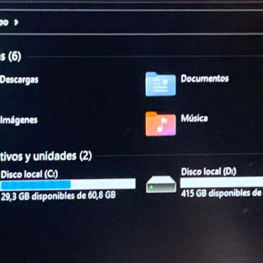230USD – Laptop Dell Inspiron gama empresarial - Img 123104094