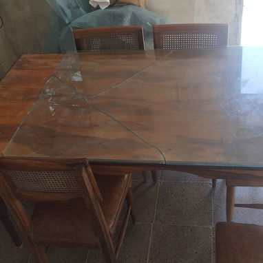 Vendo juego de comedor antiguo de 6 sillas - 3/5