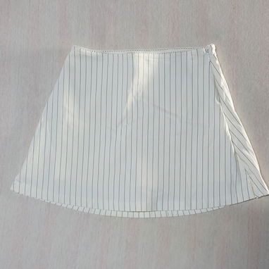 Faldas y shores talla xs y s - Img 123561816