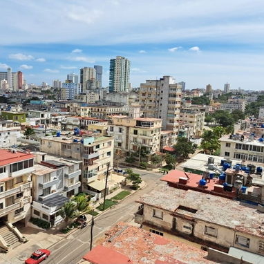 Cod.Z 🔑Alquiler de  Apartamento . 1 Habitación Climatizada en el  Vedado, Habana – Sin Cortes Eléctricos - Img 107679414