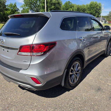 2020 Hyundai Santa Fe SE - Img 123946136