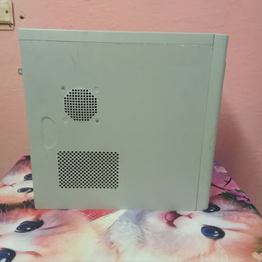 Vendo 3 torres de pc - Img 121775018