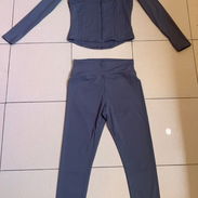 Conjunto deportivo original - Img 57036732