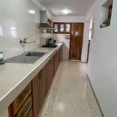 Casa totalmente independiente ubicada en el municipio playa en residencial de Juan Manuel Márquez, La Habana - Img 118018637