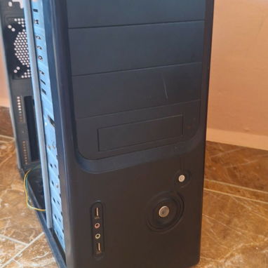 Laptop Lenovo y Piezas de PC más teclados - Img 122086012
