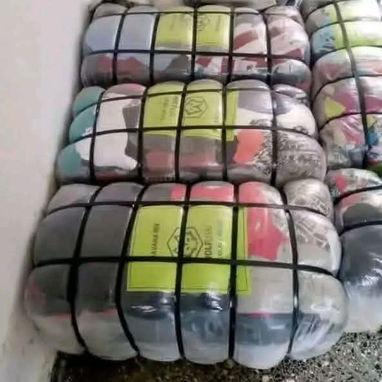Pacas de ropa de 100 libras - 3/3