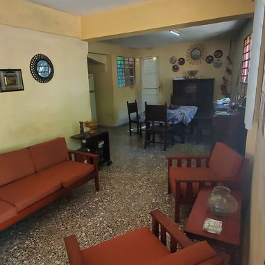 Se vende gran propiedad en Nuevo vedado, por las ruinas del Almendares - 10/10