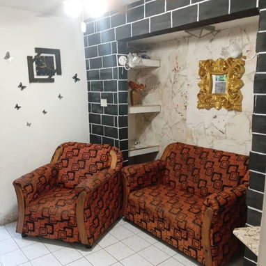 Casa cerca del mar,en planta baja de una biplanta,con entrada independiente en Cojimar - 2/10