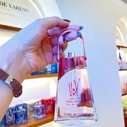 Perfume Ulric de Varens Chic Issime - Img 56785277