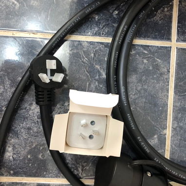 Vendo cargador portable de 16A ¡¡NUEVO!! para auto/carro eléctrico NUEVO!! - 6/10