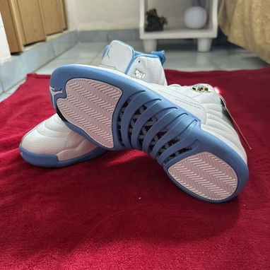Jordan retro 12 - 3/5