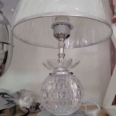 Lámparas para mesita de noche.  Medidas: 50 cm altura - Img 117830546