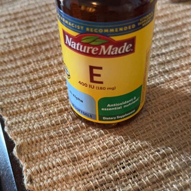 VITAMINA E NATURE MADE - Img 123163068