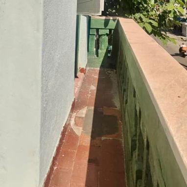 BIPLANTA EN ALTOS CON PLACA LIBRE EN LA HABANA VIEJA A SOLO DOS CUADRAS DE LA TERMINAL DE TRENES !!! - 7/7