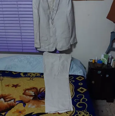 Pantalones de hombre talla 32 y 34 (de vestir y trabajo), pantalon de mujer camisas, toalla especial  ver fotos - Img 88073083