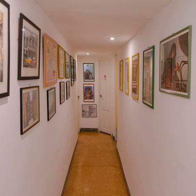 Apartamento moderno frente al Museo de la Revolución – 6to piso, parqueo 24h, wifi – Renta por noches Habana Vieja - Img 119540057