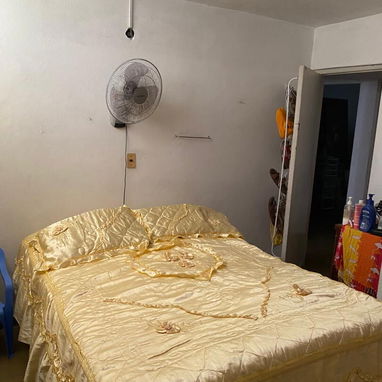 SE VENDE APARTAMENTO EN EL BAHÍA REPARTO ANTONIO GUITERAS HABANA DEL ESTE. - 4/10