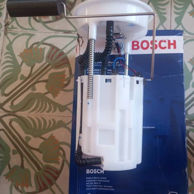 Aforador con su bomba de gasolina marca Bosch para Skoda Fabia - Img 115100468