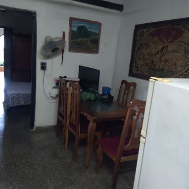 CASA PUERTA CALLE EN VENTA -LUYANO. A 1 CUADRA DE LA CALZADA DE LUYANO. 🙏VERDADEROS INTERESADOS EN COMPRAR. NO GESTORES - 6/10