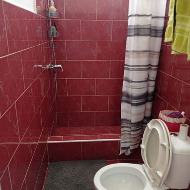 Se Alquila Casa (Vivienda/ Loca lcomercial) - Img 118344260