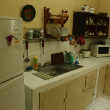 "$17000. PRECIO AJUSTADO. En venta  apartamento en Centro Habana. Edificio  de 3 pisos con garaje. Referenc: Ameijeiras - 5/8
