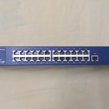 Switch Netgear de 24 puertos - 2/2