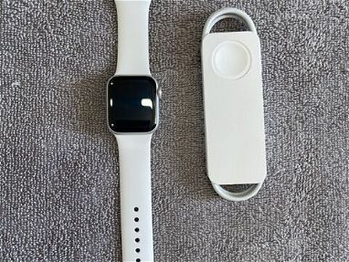 Apple Watch SE de 2da generación NUEVO EN CAJA NUEVOSSS apple watch Apple Watch apple watch Apple Watch apple watch - Img main-image