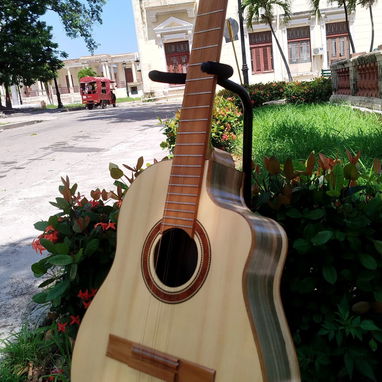 Tres cubanos nuevos, tapa de pino abeto - Img 125163996