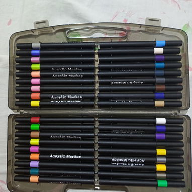 Estuche de plumones acrílicos de 36 unidades originales - Img 121467243