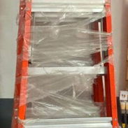 VENDO UNA ESCALERA DE TIJERA ES DE ALUMINIO FUERTE DE BUENA CALIDAD--#--54748161 REMACHADA, COMPLETAMENTE NUEVA 0KMM, VE - Img 55579237