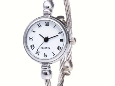 Reloj arábico de mujer, transporte incluido en La Habana - Img 68782148