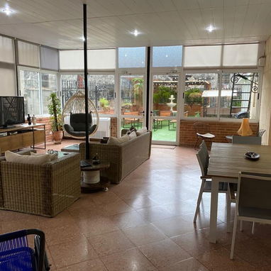Vedado línea y E. Altos de biplanta. No independiente. 5/4 terraza. Amueblado - Img 117305195