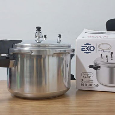 Combo de Inducción (Olla de presión+ Cocina de inducción + Juego de cazuelas de inducción) - Img 120668715
