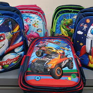 Mochilas escolares con merendero y portalápices - Img 56462476