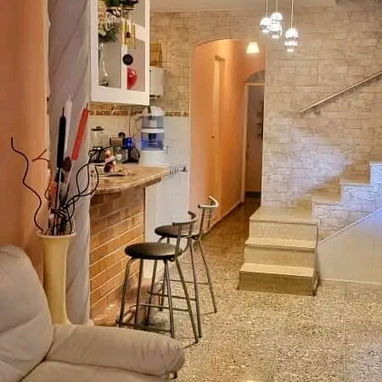 GG-133 Casa Interior de 3 Dormitorios y Estudio con Terraza en Barrio Azul, Arroyo Naranjo - Img 124733642