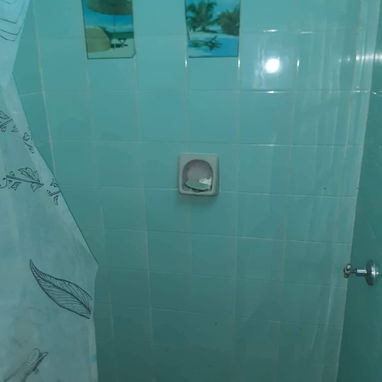 🏡*133_Se vende apto en centro Habana en un interior súper tranquilo en zona soterrada*  🗺*Pto de Ref :Cerca de la Flor - 4/8
