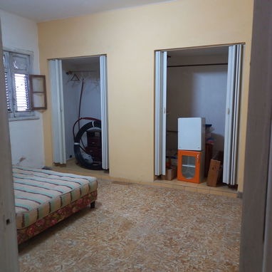 Bajos de biplanta 114m² de área total, entrada independiente,carporch, portal, sala, comedor 2½ hab 2 baños y 2 patios. - Img 123722743