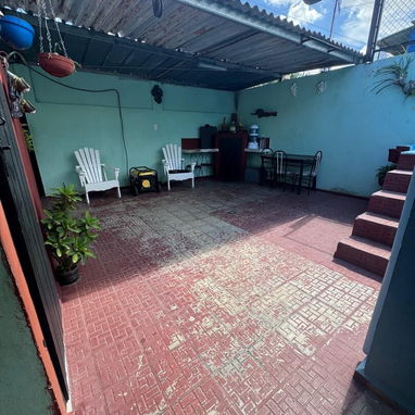 VENTA DE CASA CON DOS NEGOCIOS GANGA‼️ - 10/10