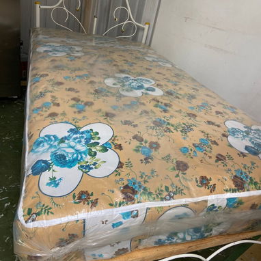65 mil cama de tubo con su colchón en vete - Img 125124920