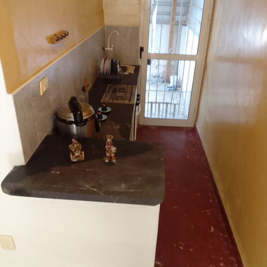 Renta apartamento bajos, placa libre, patio, Playa 200 usd 53582376 - Img 125761471