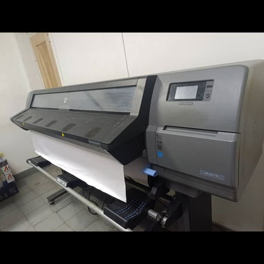 Plotter de impresión profesional, rápido y rentable? Te ofrecemos un Plotter HP Latex 115, ideal para imprimir - Img 125200935